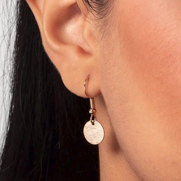 Paparazzi Jewelry Accessories - Slimmer Glimmer - Gold Necklace - Vintage - Picture 3 of 6